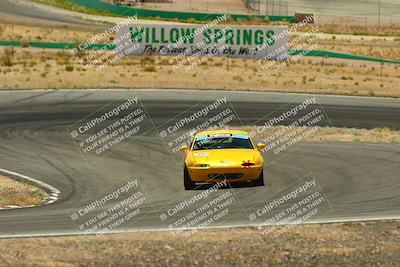media/May-31-2025-CalClub SCCA (Sat) [[2c1a04e1ee]]/Qualifying/Group 5/Turn 4/